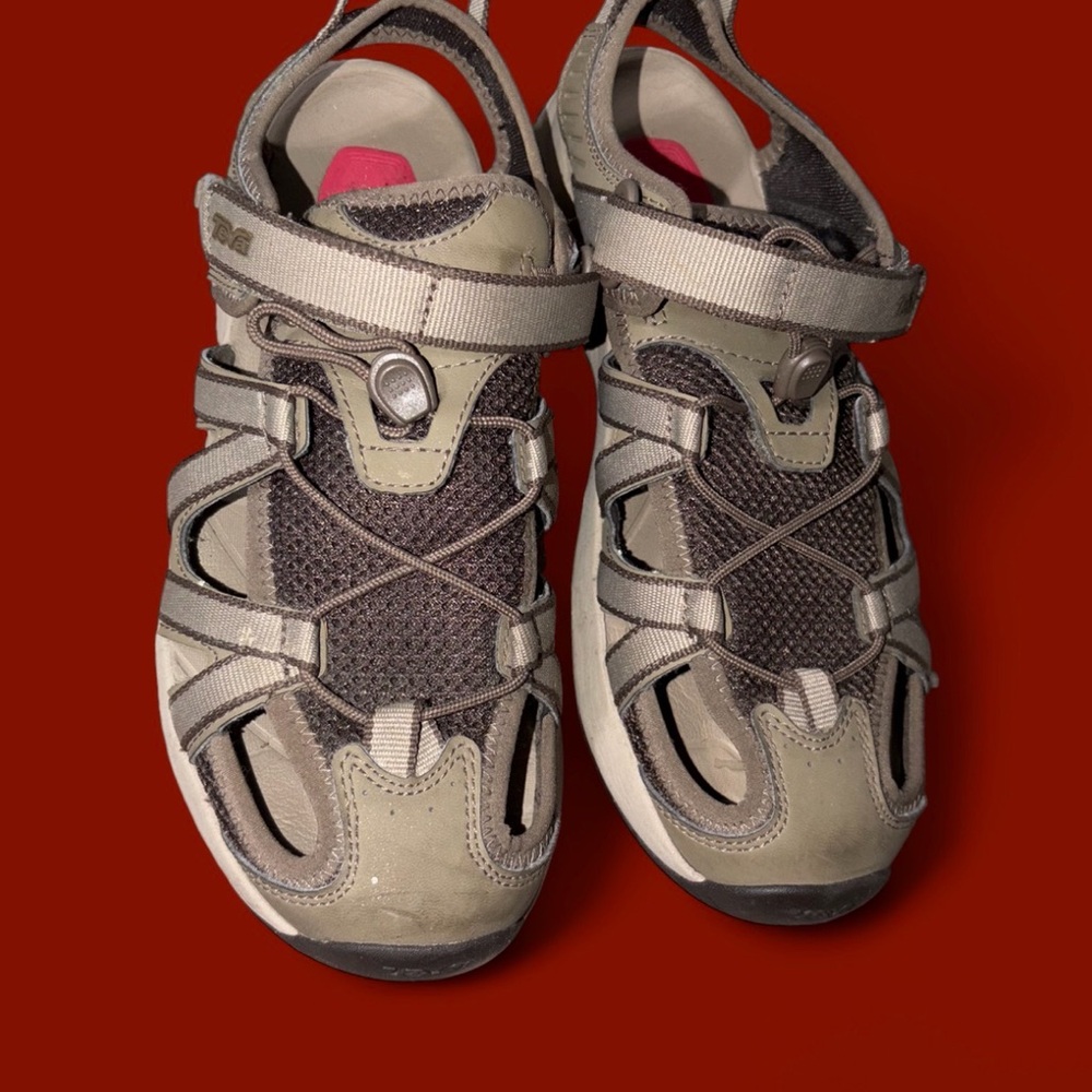 GREENISH/GREY TENNIS SHOES